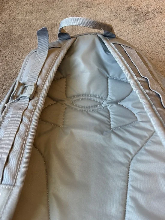 Under Armour Gray Valley Juniors Volleyball Backpack - Picture 8 of 10